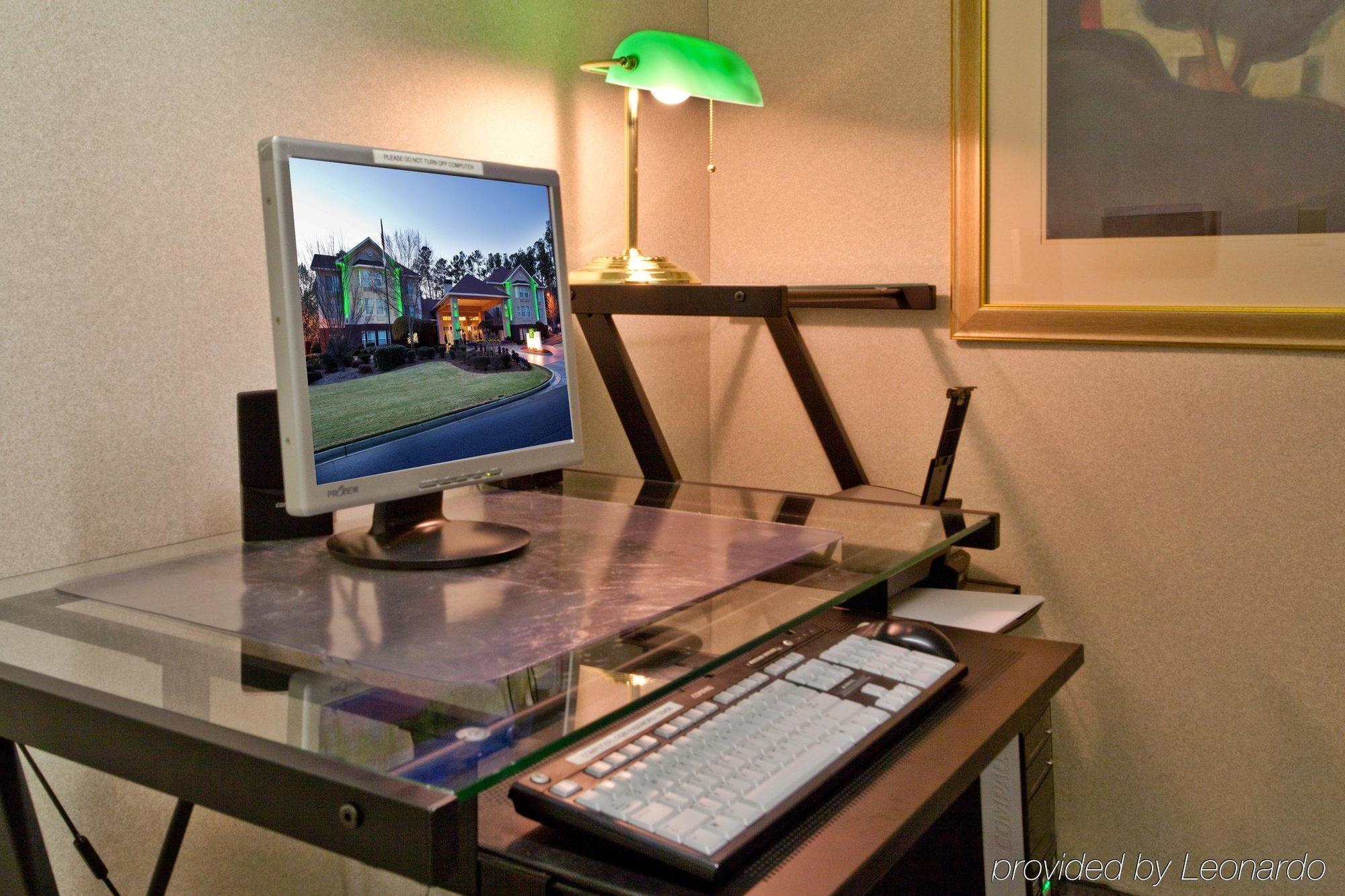 Holiday Inn Hotel And Suites Peachtree City By Ihg Instalações foto