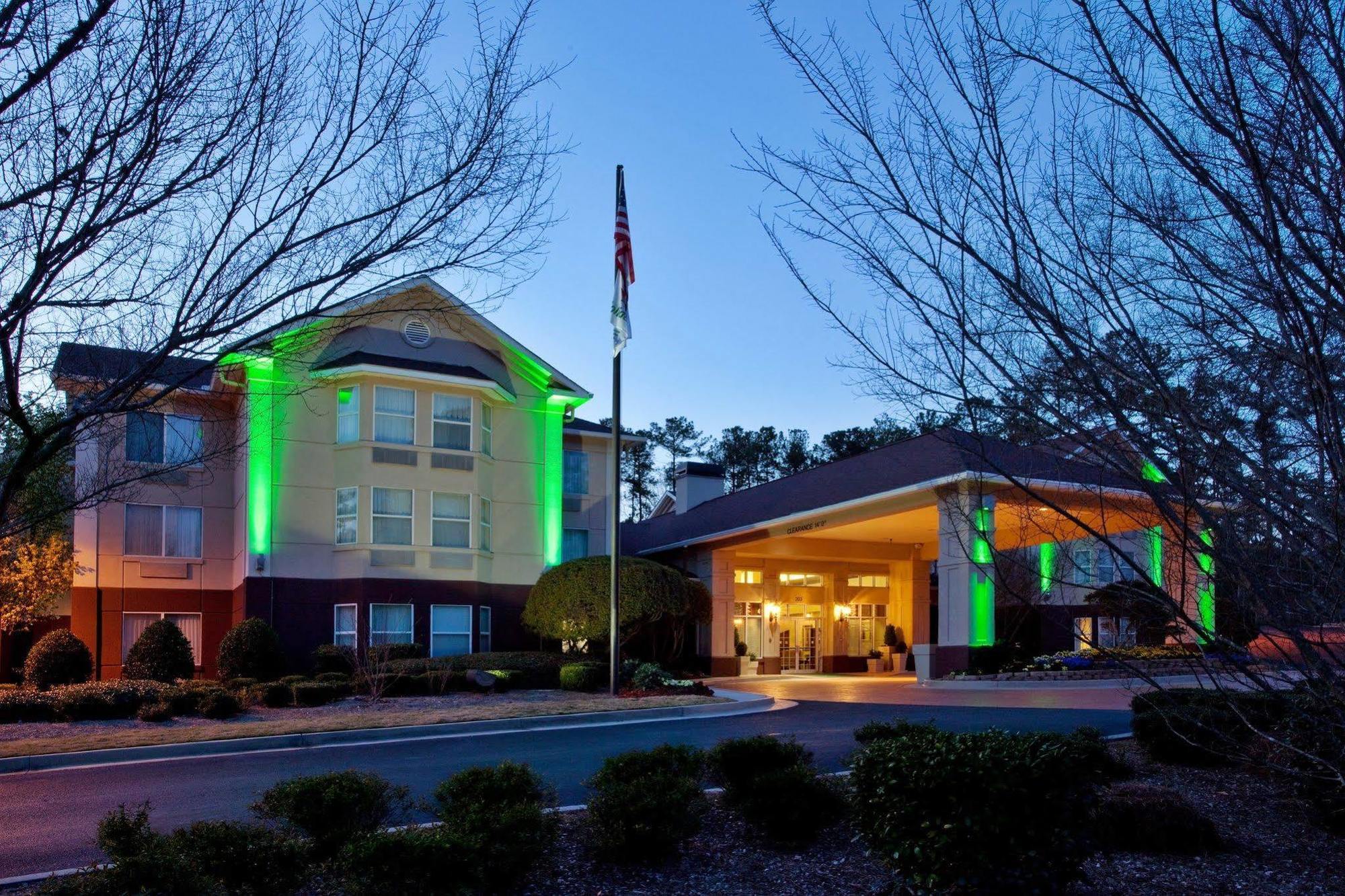 Holiday Inn Hotel And Suites Peachtree City By Ihg Exterior foto